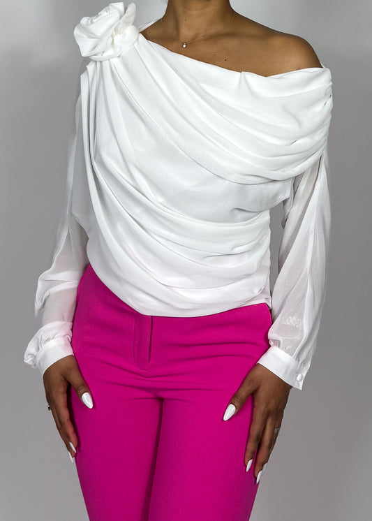 Classic elegance
Modern chic style
Feminine draped fashion
Parisian-inspired look
Timeless evening blouse