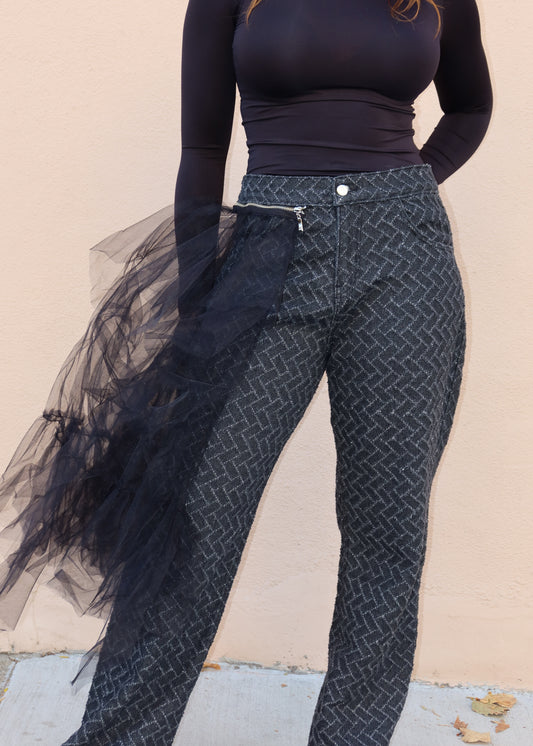 Statement evening pants
High-fashion runway trousers
Edgy streetwear bottoms
Party-ready unique pants
Avant-garde event outfit
Fashion-forward cocktail attire
Wide-leg herringbone pattern pants
Tulle-embellished statement trousers
Asymmetrical layered pants
High-waisted structured pants
Zipper-detailed fashion trousers
Textured fabric statement bottoms
Dramatic avant-garde fashion
High-fashion editorial look
Experimental edgy couture
Bold asymmetrical style
Fashion-forward artistic design
Unique layered