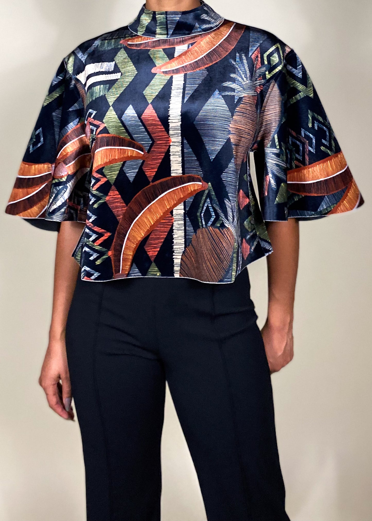 Cara Velvet Crop+