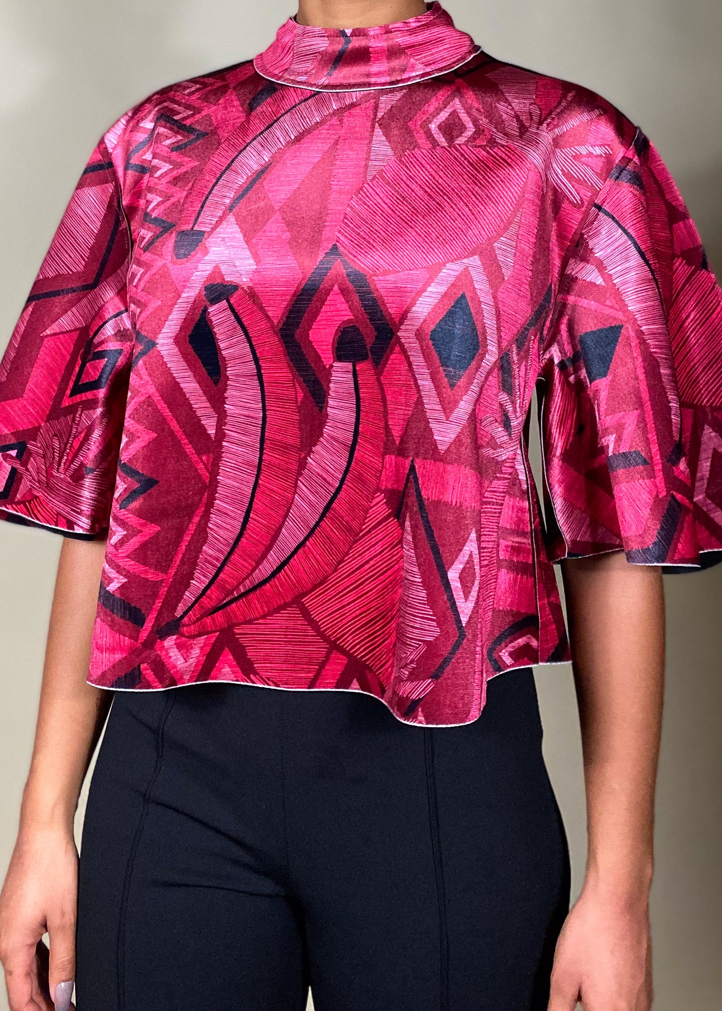 Cara Velvet Crop+