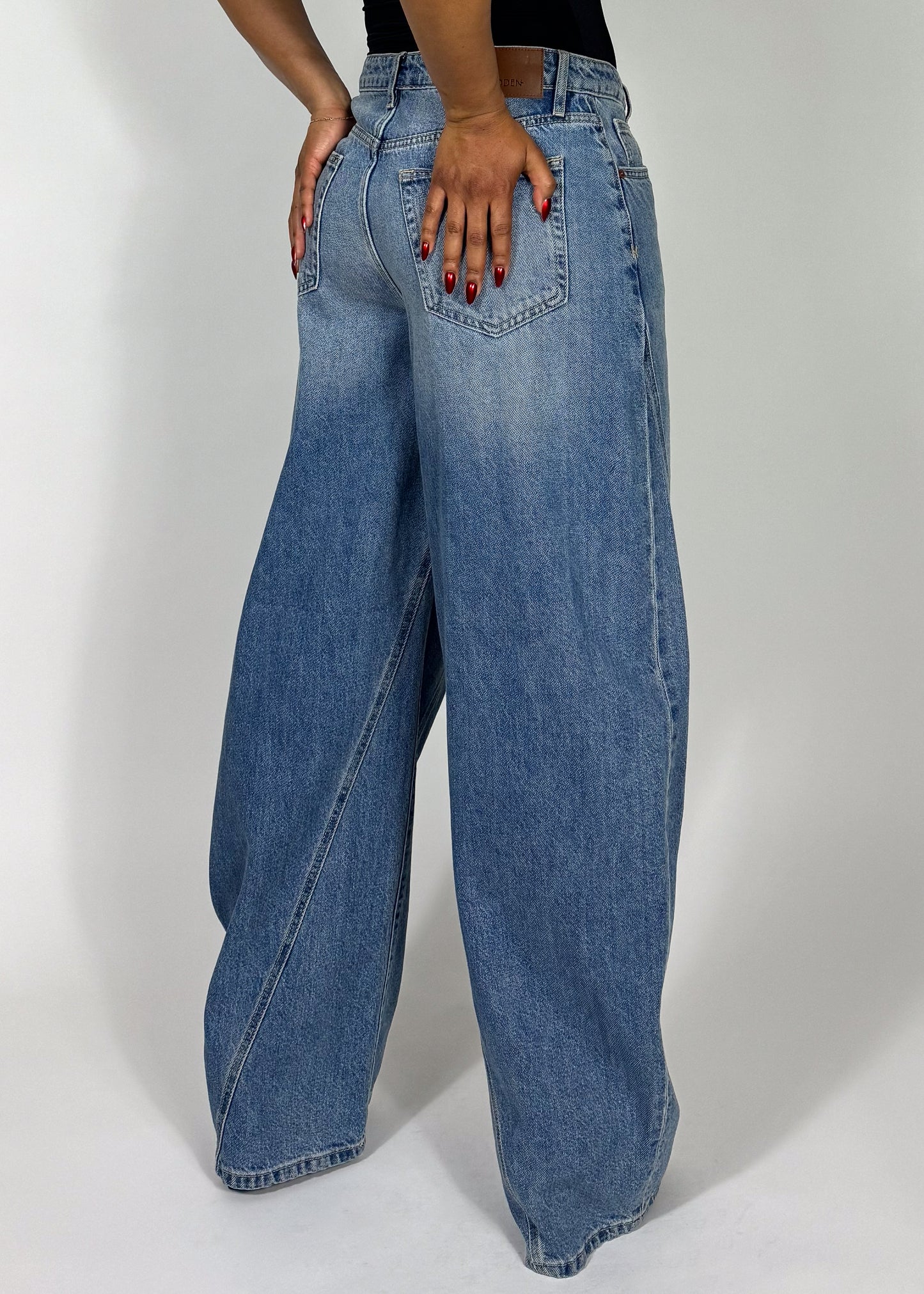 Barrel Jeans