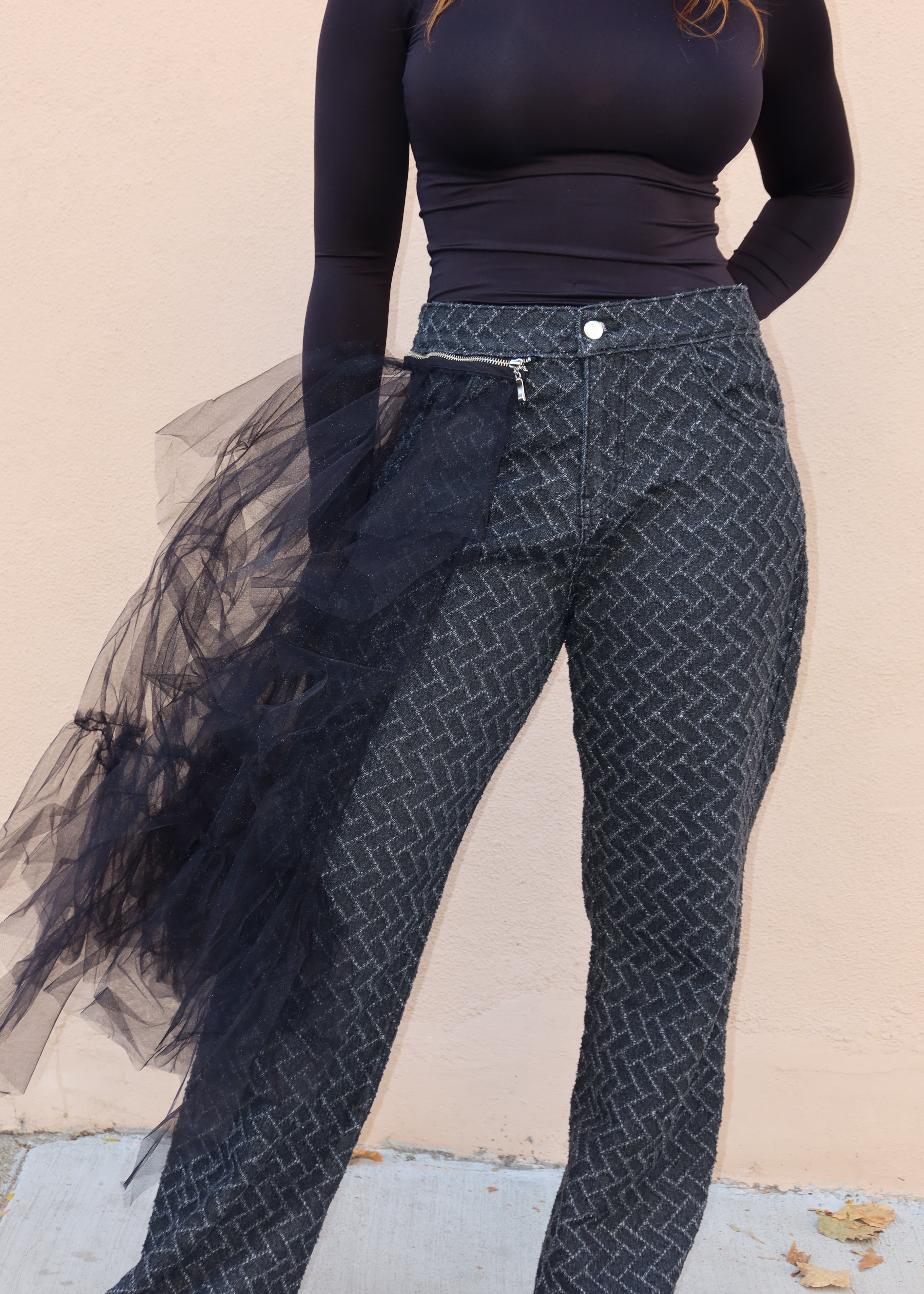 Statement evening pants
High-fashion runway trousers
Edgy streetwear bottoms
Party-ready unique pants
Avant-garde event outfit
Fashion-forward cocktail attire
Wide-leg herringbone pattern pants
Tulle-embellished statement trousers
Asymmetrical layered pants
High-waisted structured pants
Zipper-detailed fashion trousers
Textured fabric statement bottoms
Dramatic avant-garde fashion
High-fashion editorial look
Experimental edgy couture
Bold asymmetrical style
Fashion-forward artistic design
Unique layered 