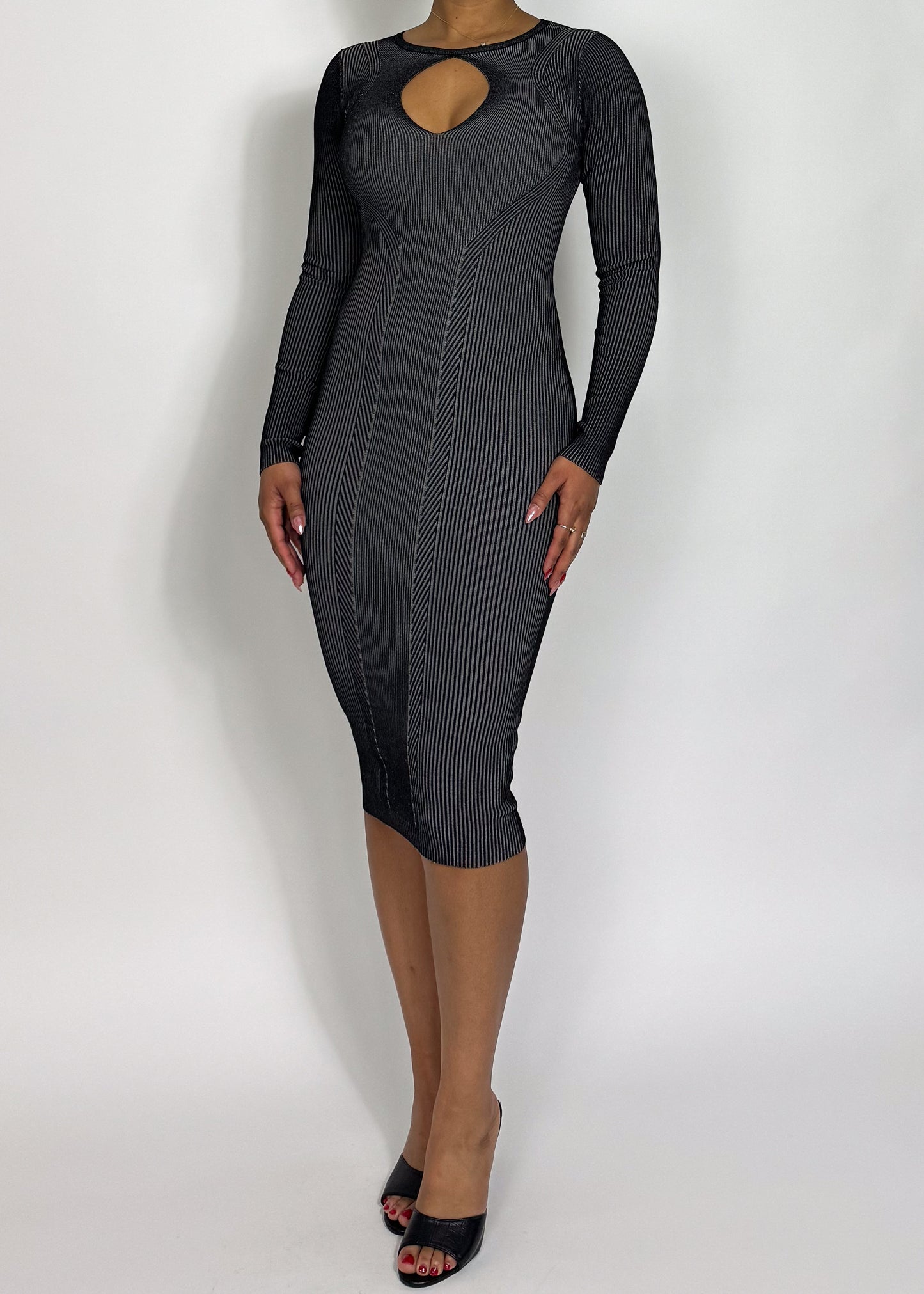 Kim Keyhole Dress Grey