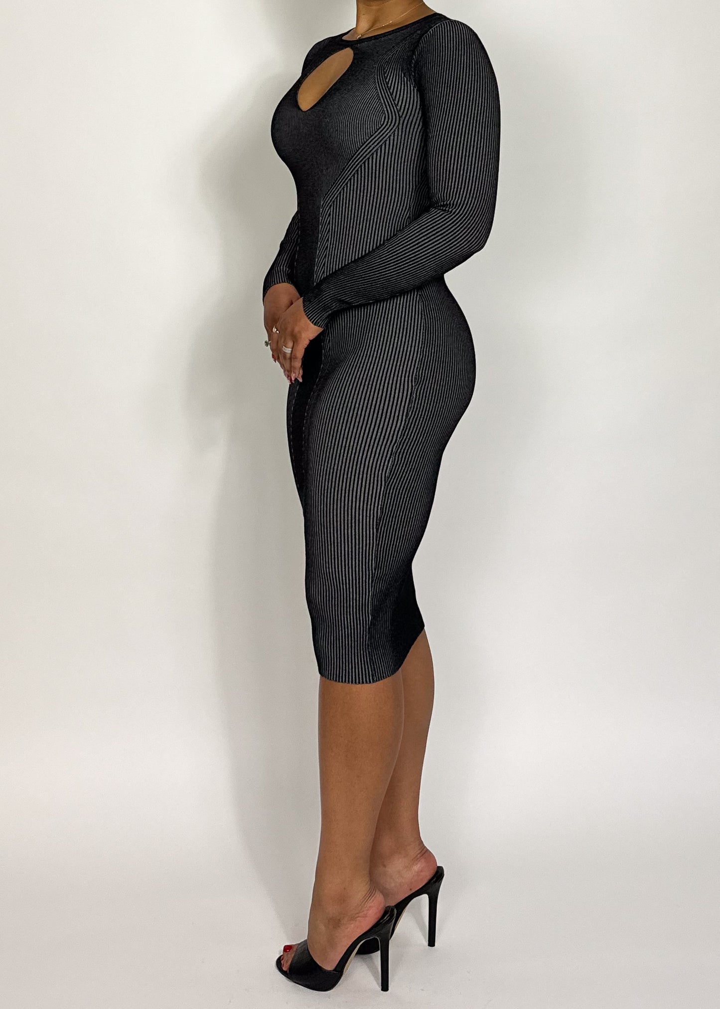 Kim Keyhole Dress Grey