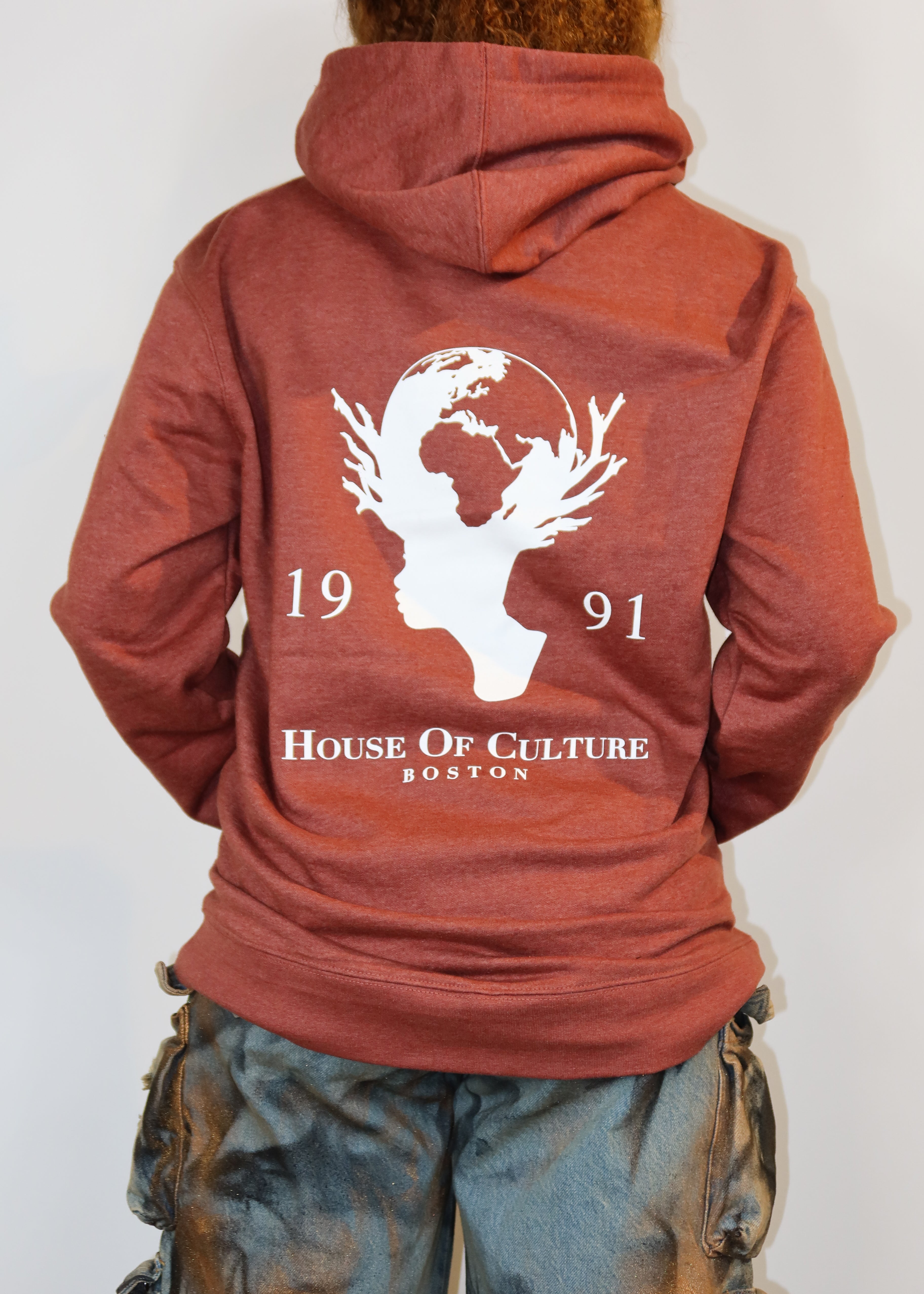 Everyday street-style hoodie
Comfy loungewear with culture
Casual heritage-inspired fashion
Winter-ready cozy hoodie
Streetwear for all seasons
Earth-tone hoodie aesthetic
Statement graphic back hoodie
Minimalist cultural streetwear
Unisex oversized hoodie
Soft fleece-lined hoodie
House of Culture hoodie
Boston streetwear fashion
Urban culture apparel
Vintage-inspired hoodie
Cozy and stylish hoodie