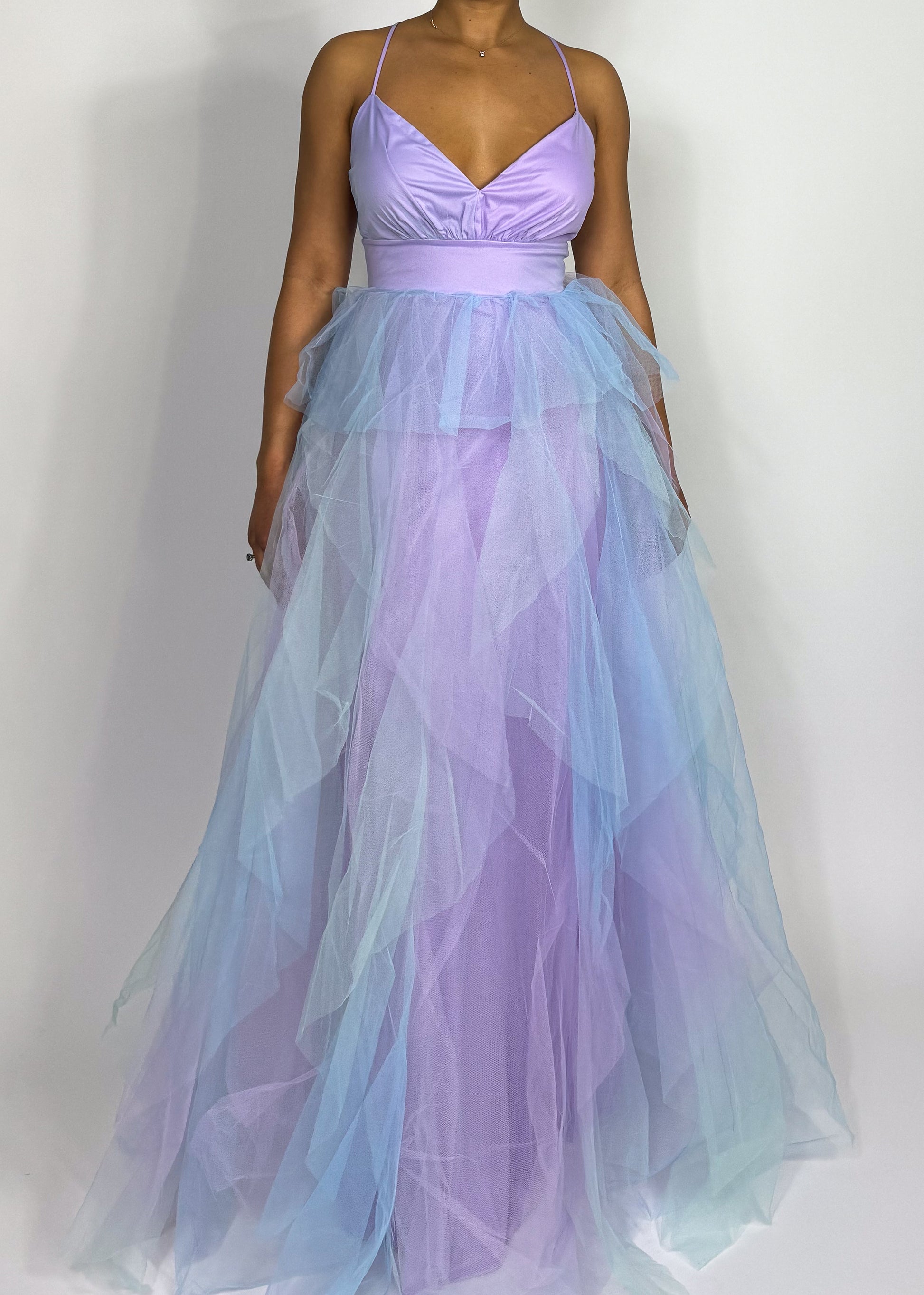 Prom dress
Fairy core aesthetic dress
Bridesmaid gown
Formal gala dress
Wedding guest maxi dress Spring formal dress
Summer wedding guest gown
Fall gala evening dress
Winter wonderland outfit
Spaghetti strap ball gown
Flowing layered tulle dress
Dreamy pastel ombre dress
Elegant V-neck gown
Whimsical princess dress
Fairy tale ball gown
Ethereal tulle dress
Ombre layered gown
Princess-style evening dress
Romantic pastel maxi dress