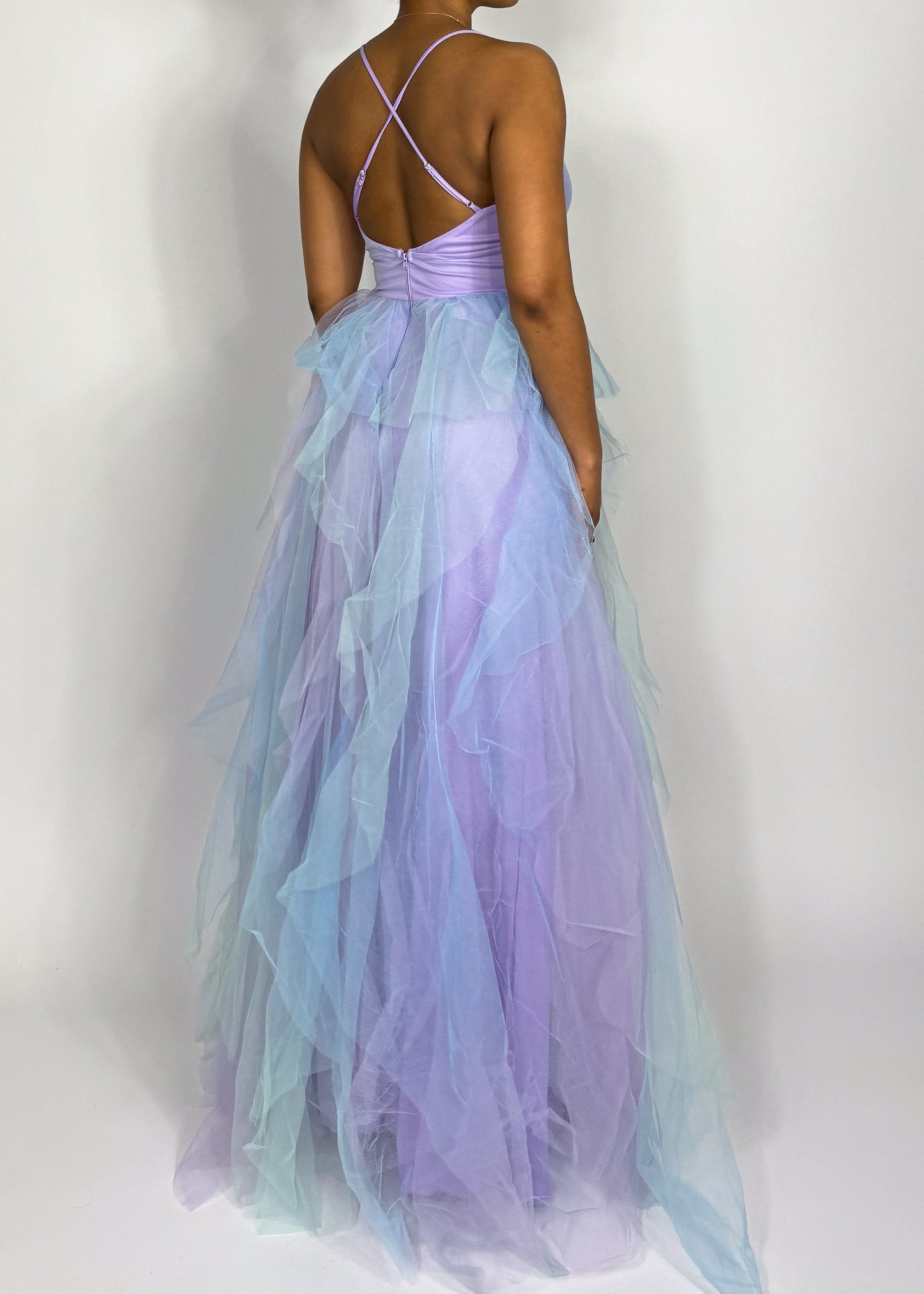 Prom dress
Fairy core aesthetic dress
Bridesmaid gown
Formal gala dress
Wedding guest maxi dress Spring formal dress
Summer wedding guest gown
Fall gala evening dress
Winter wonderland outfit
Spaghetti strap ball gown
Flowing layered tulle dress
Dreamy pastel ombre dress
Elegant V-neck gown
Whimsical princess dress
Fairy tale ball gown
Ethereal tulle dress
Ombre layered gown
Princess-style evening dress
Romantic pastel maxi dress