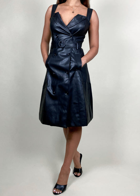 Chic workwear outfit for fall
Street style leather dress
Date night leather outfit
Timeless black leather wardrobe
Parisian-inspired trench dress
Modern trench-inspired dress
Sleek black leather midi dress
Statement double-breasted dress
Soft vegan leather dress
Tailored leather dress with belt
Black leather trench dress
Sleeveless trench coat dress
Edgy faux leather midi dress
Double-breasted leather dress
Belted A-line leather dress